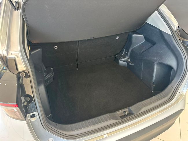 Toyota Yaris Cross Hybrid 120H Business Plus  - Foto 10