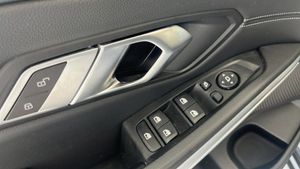 BMW Serie 3 320d Berlina MILD HIBRID  - Foto 33