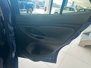 Toyota Yaris Cross Hybrid 120H Business Plus  - Foto 29