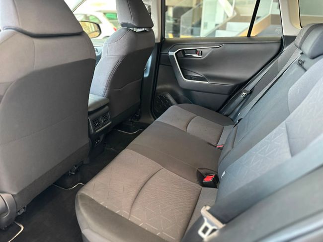 Toyota Rav4 2.5l 220H Advance 4WD  - Foto 25