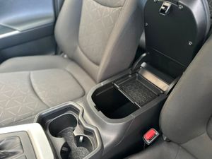Toyota Rav4 2.5l 220H Advance 4WD  - Foto 17