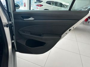 Volkswagen Golf Life 2.0 TDI 85 kW  - Foto 30