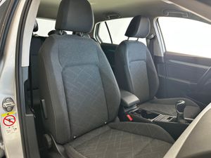 Volkswagen Golf Life 2.0 TDI 85 kW  - Foto 25