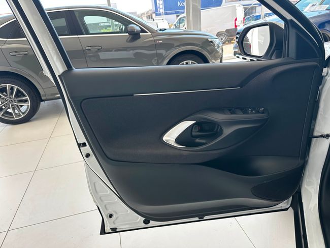 Toyota Yaris Cross Hybrid 120H Business Plus  - Foto 29