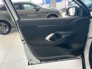 Toyota Yaris Cross Hybrid 120H Business Plus  - Foto 29