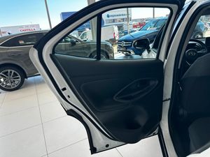 Toyota Yaris Cross Hybrid 120H Business Plus  - Foto 31