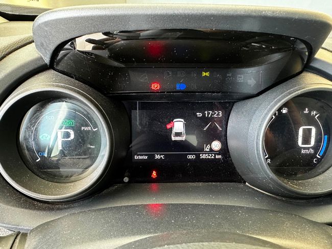 Toyota Yaris Cross Hybrid 120H Business Plus  - Foto 14