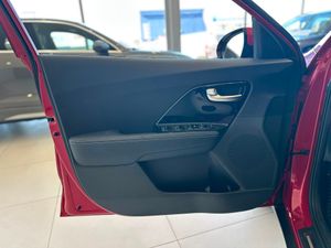 Kia Niro 1.6 GDi HEV 141 CV Emotion  - Foto 28