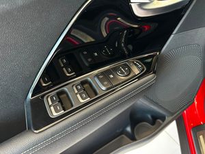 Kia Niro 1.6 GDi HEV 141 CV Emotion  - Foto 29