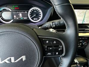 Kia Niro 1.6 GDi HEV 141 CV Emotion  - Foto 19