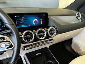 Mercedes GLA 250 e 8G-DCT  - Foto 23