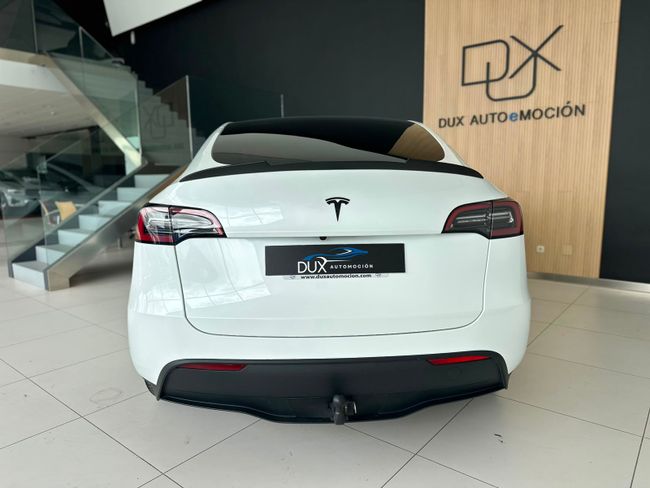 Tesla Model Y Gran autonomía Tracción integral  - Foto 8