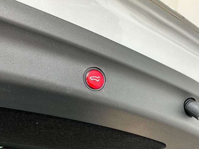 Tesla Model Y Gran autonomía Tracción integral  - Foto 11