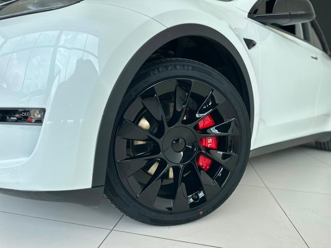 Tesla Model Y Gran autonomía Tracción integral  - Foto 4