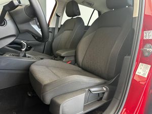Volkswagen Golf Más 1.5 TSI 85 kW  - Foto 30