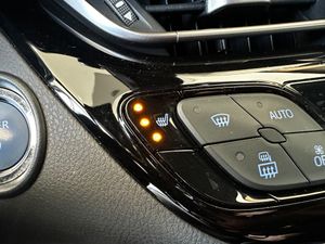 Toyota C-HR 180H Advance  - Foto 18