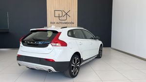 Volvo Cross Country VOLVO V40 CR 5p Berline D3 150CV Geartronic  - Foto 3