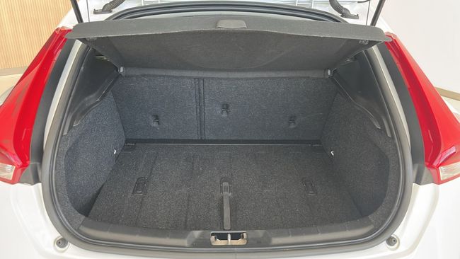 Volvo Cross Country VOLVO V40 CR 5p Berline D3 150CV Geartronic  - Foto 8