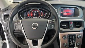 Volvo Cross Country VOLVO V40 CR 5p Berline D3 150CV Geartronic  - Foto 16