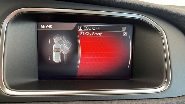 Volvo Cross Country VOLVO V40 CR 5p Berline D3 150CV Geartronic  - Foto 21
