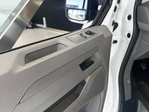 Volkswagen Transporter FURGO CORTO 2.0 TDI 110CV  - Foto 22
