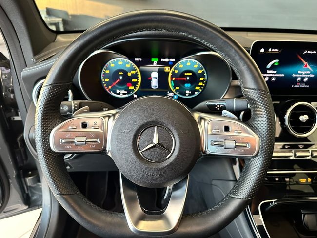 Mercedes GLC Coupé 2.0 300 E AMG LINE 4MATIC 320CV  - Foto 17
