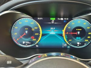 Mercedes GLC Coupé 2.0 300 E AMG LINE 4MATIC 320CV  - Foto 19