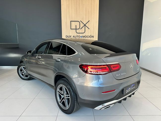 Mercedes GLC Coupé 2.0 300 E AMG LINE 4MATIC 320CV  - Foto 4