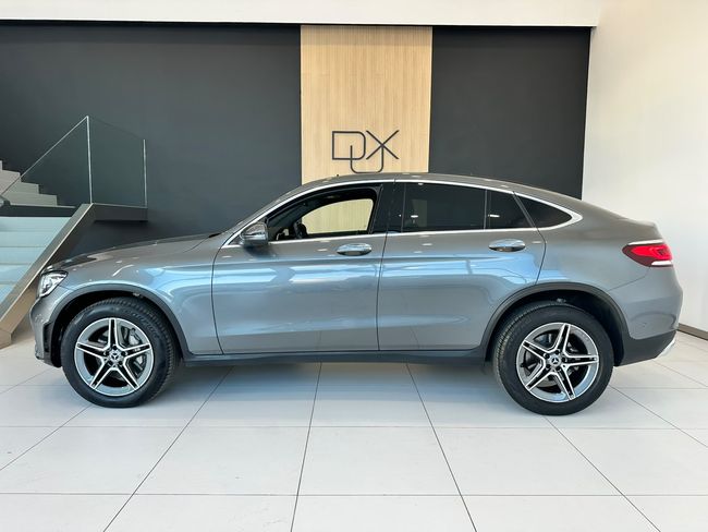 Mercedes GLC Coupé 2.0 300 E AMG LINE 4MATIC 320CV  - Foto 6