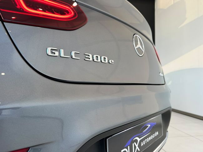 Mercedes GLC Coupé 2.0 300 E AMG LINE 4MATIC 320CV  - Foto 13