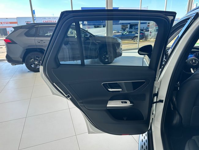 Mercedes GLC 220D 4 MATIC 220CV AMG LINE AT9  - Foto 33