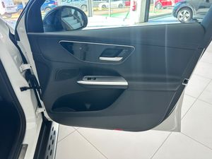 Mercedes GLC 220D 4 MATIC 220CV AMG LINE AT9  - Foto 35