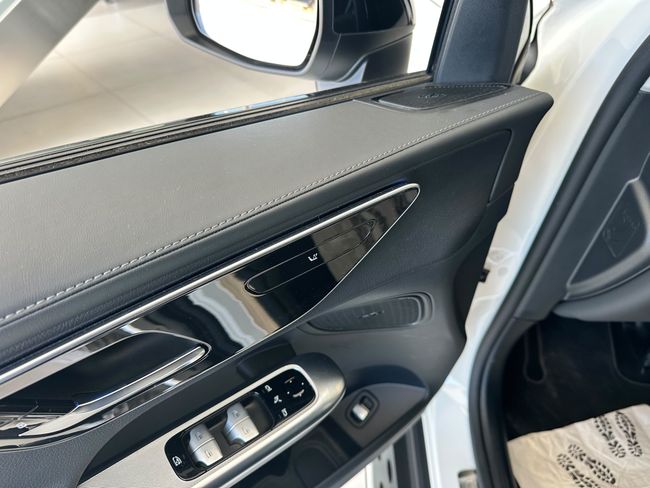 Mercedes GLC 220D 4 MATIC 220CV AMG LINE AT9  - Foto 22