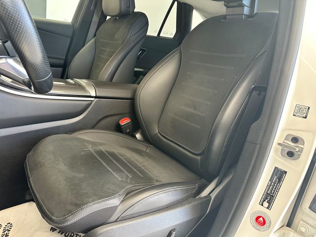 Mercedes GLC 220D 4 MATIC 220CV AMG LINE AT9  - Foto 25