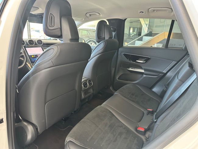 Mercedes GLC 220D 4 MATIC 220CV AMG LINE AT9  - Foto 26