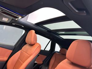 Mercedes GLC 300 e 4MATIC AVANTGARDE 2.0 313CV  - Foto 23