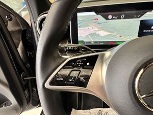 Mercedes GLC 300 e 4MATIC AVANTGARDE 2.0 313CV  - Foto 16