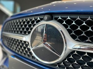 Mercedes Clase C 220 d Berlina 200cv AMG LINE  - Foto 10