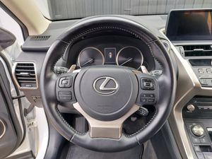 Lexus NX 300H   - Foto 15