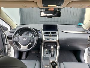 Lexus NX 300H   - Foto 14