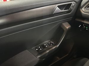 Volkswagen T-Roc Advance Style 1.5 TSI 110kW DSG - Foto 22
