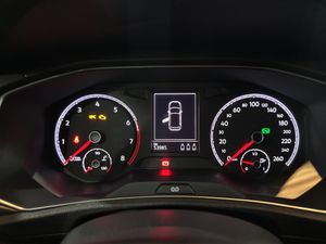 Volkswagen T-Roc Advance Style 1.5 TSI 110kW DSG - Foto 8