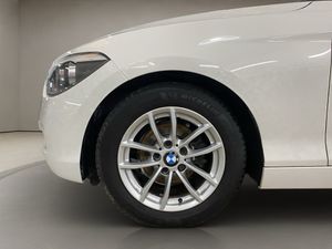 BMW Serie 1 114i Advance plus luxury - Foto 16