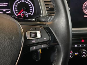 Volkswagen T-Roc R-Line 1.5 TSI 110kW (150CV) - Foto 25