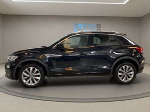 Volkswagen T-Roc R-Line 1.5 TSI 110kW (150CV) - Foto 12