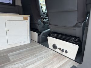 Volkswagen Caravelle Kombi Camper 2.0 TDI  - Foto 19