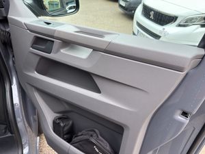 Volkswagen Caravelle Kombi Camper 2.0 TDI  - Foto 17