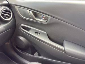 Hyundai Kona EV Tecno  - Foto 17