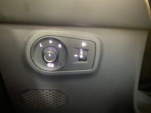 MG ZS EV Luxury Long Range - Foto 19