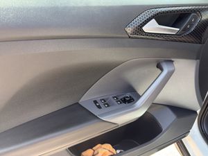 Volkswagen T-Cross Sport 1.0 TSI DSG  - Foto 16